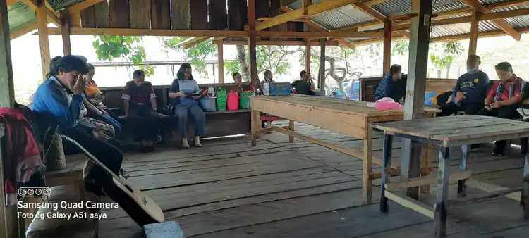 Foto tim tempo numinggu ri karawa naluo