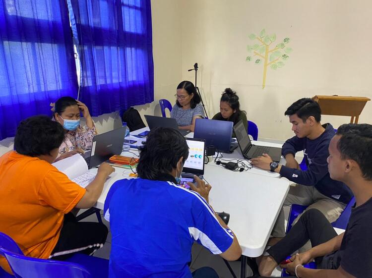 Foto kerja tim Ija Foto kerja tim Ija